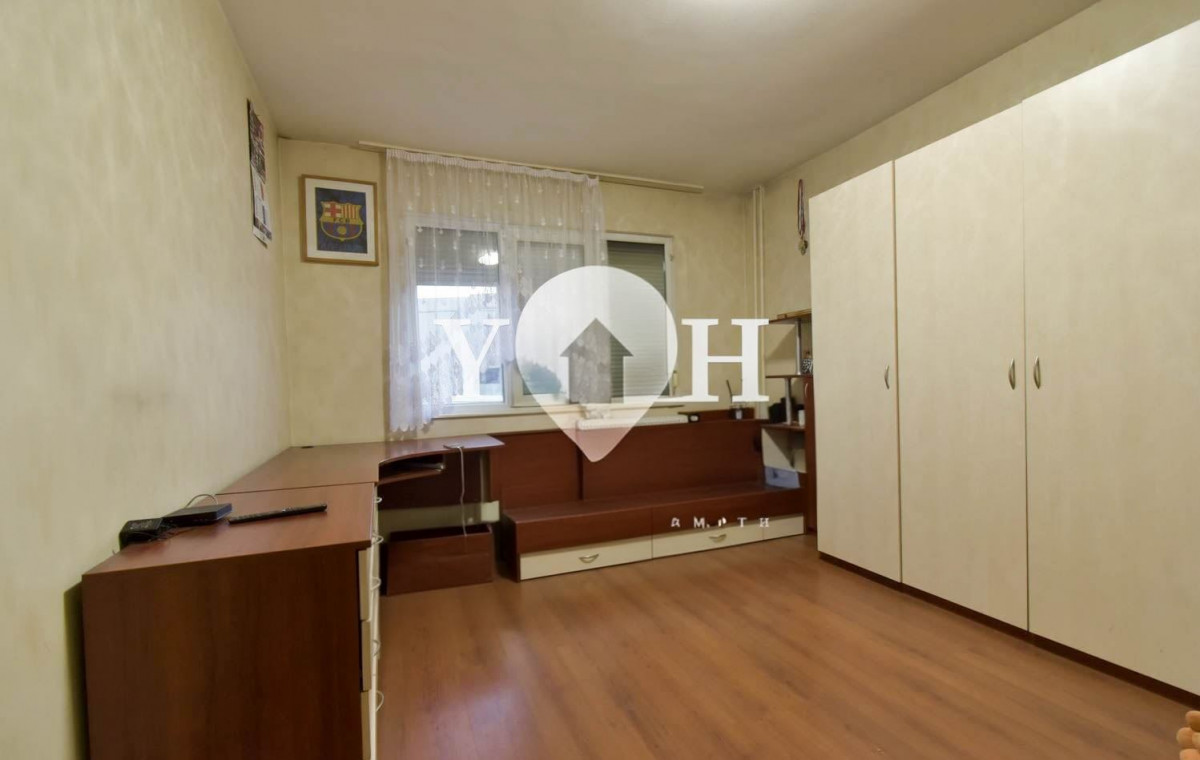 Продава 3-стаен София 77813